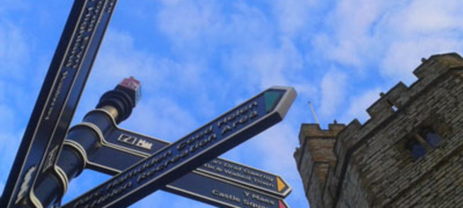 signpost in the sky canearvon